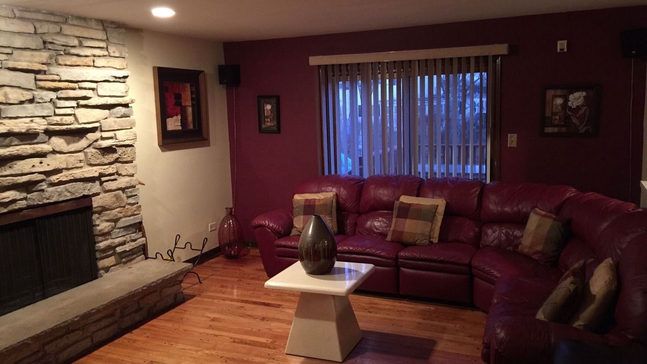 Photo of Livingroom in Olympia Fields