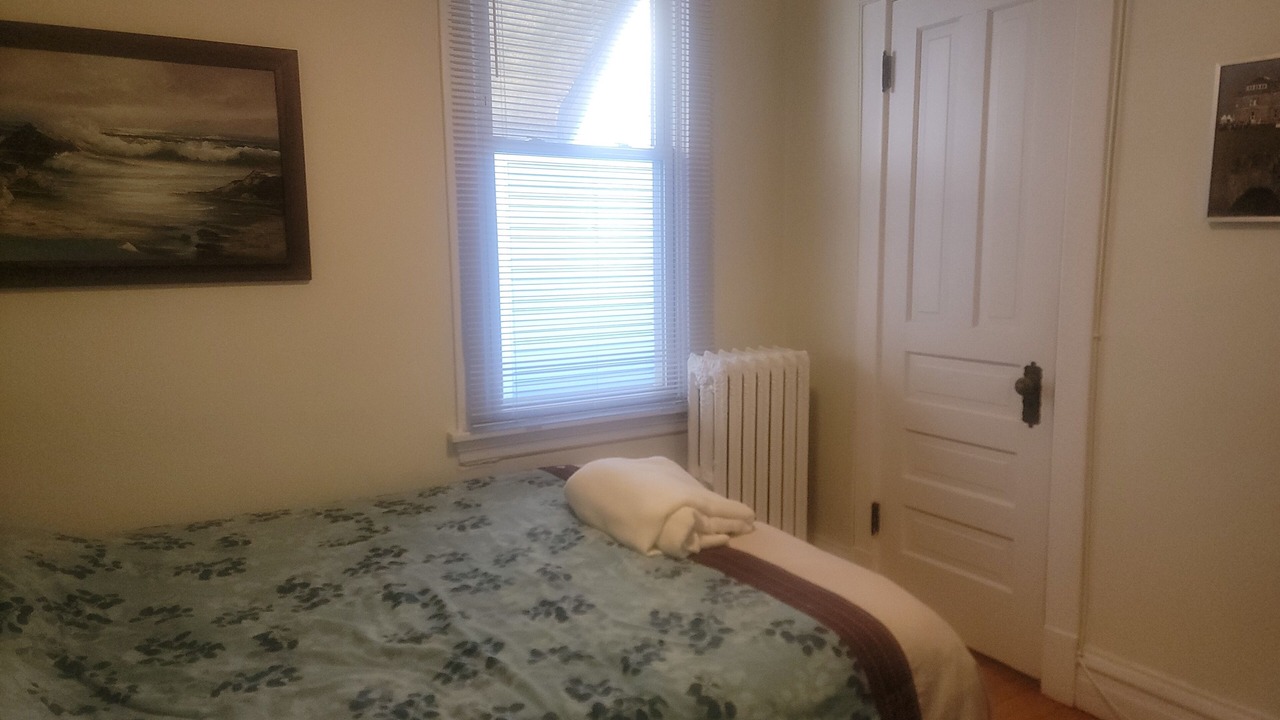 Photo of Bedroom in Logan Square