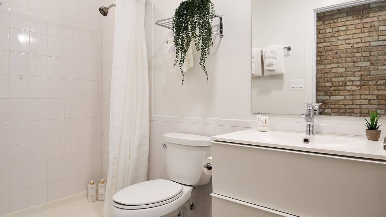 Photo of Bathroom in West Loop