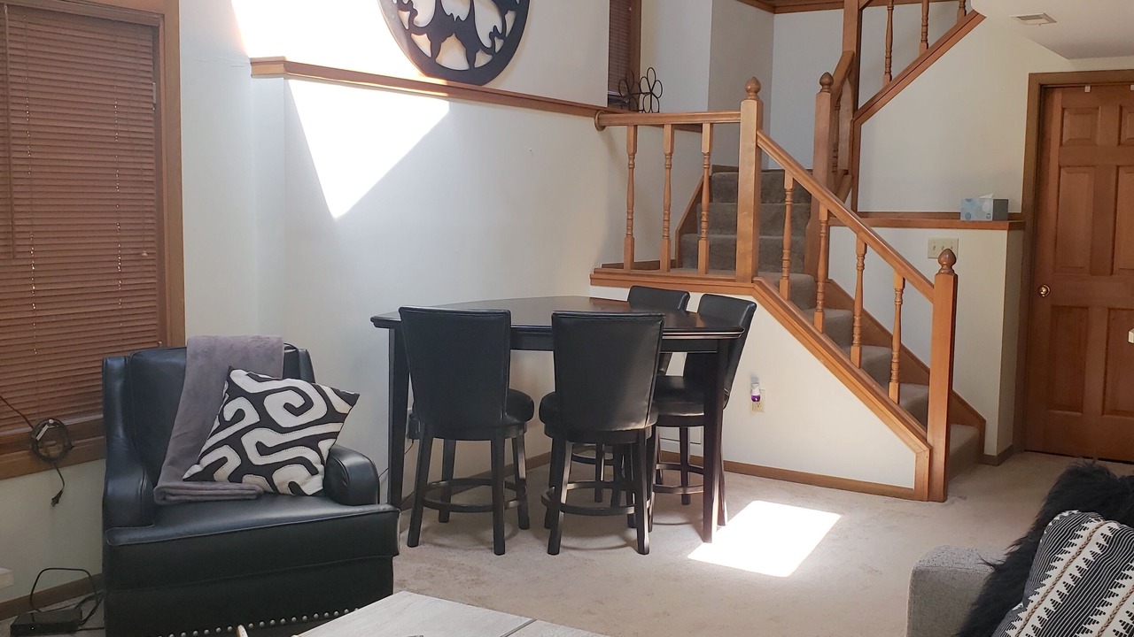 Photo of Livingroom in The Galena Territory