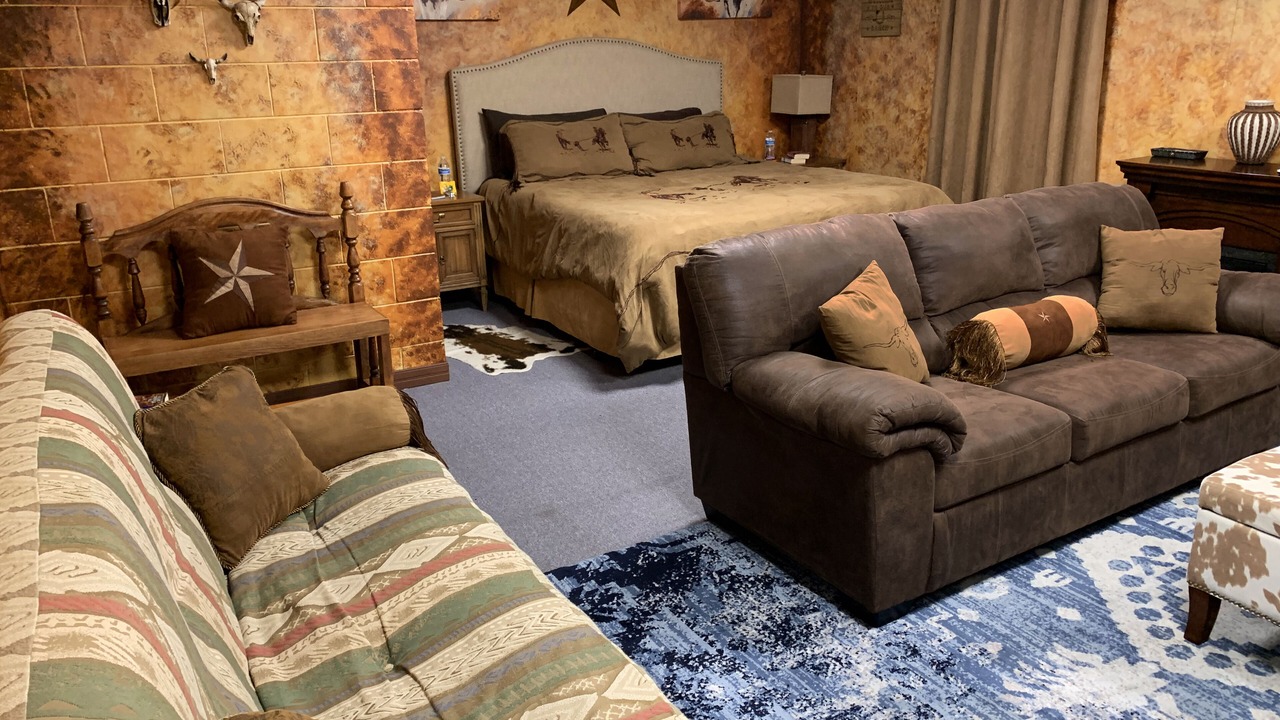 Photo of Bedroom in Groveland