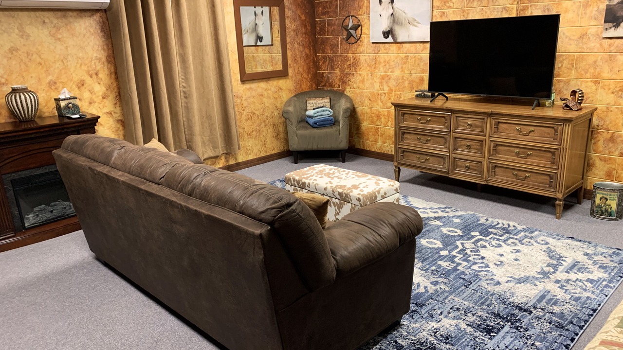 Photo of Livingroom in Groveland