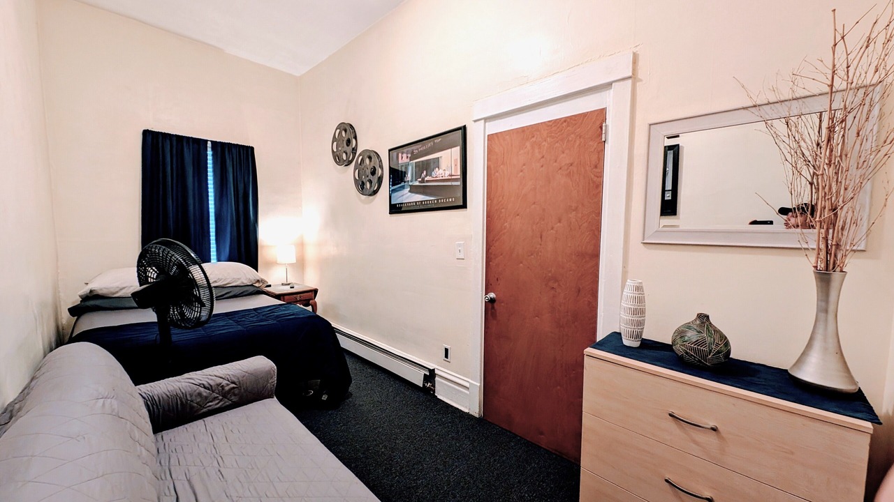 Photo of Bedroom in Avondale