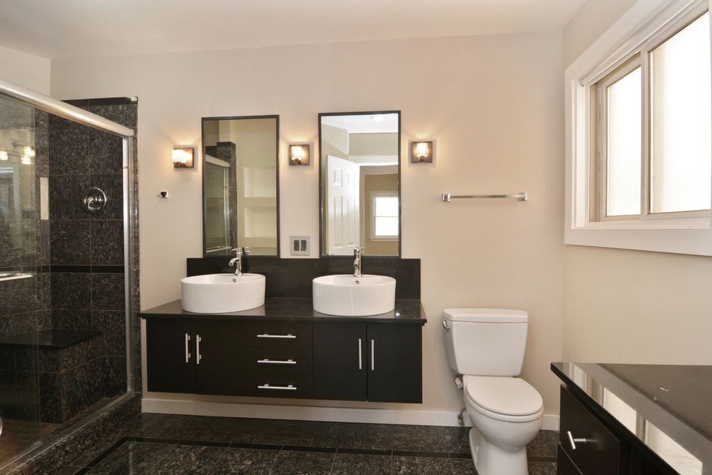 Photo of Bathroom in Old Town