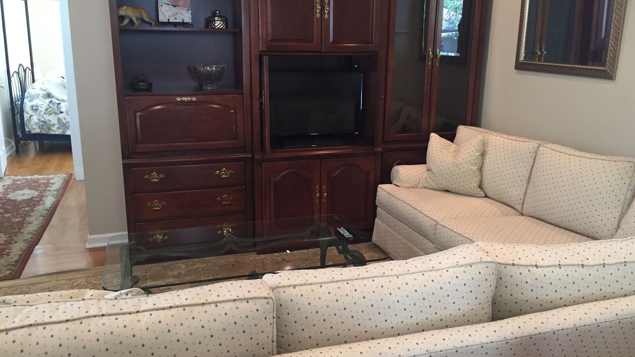Photo of Livingroom in Alton