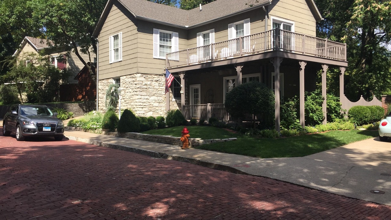 Photo of Outdoor in Alton