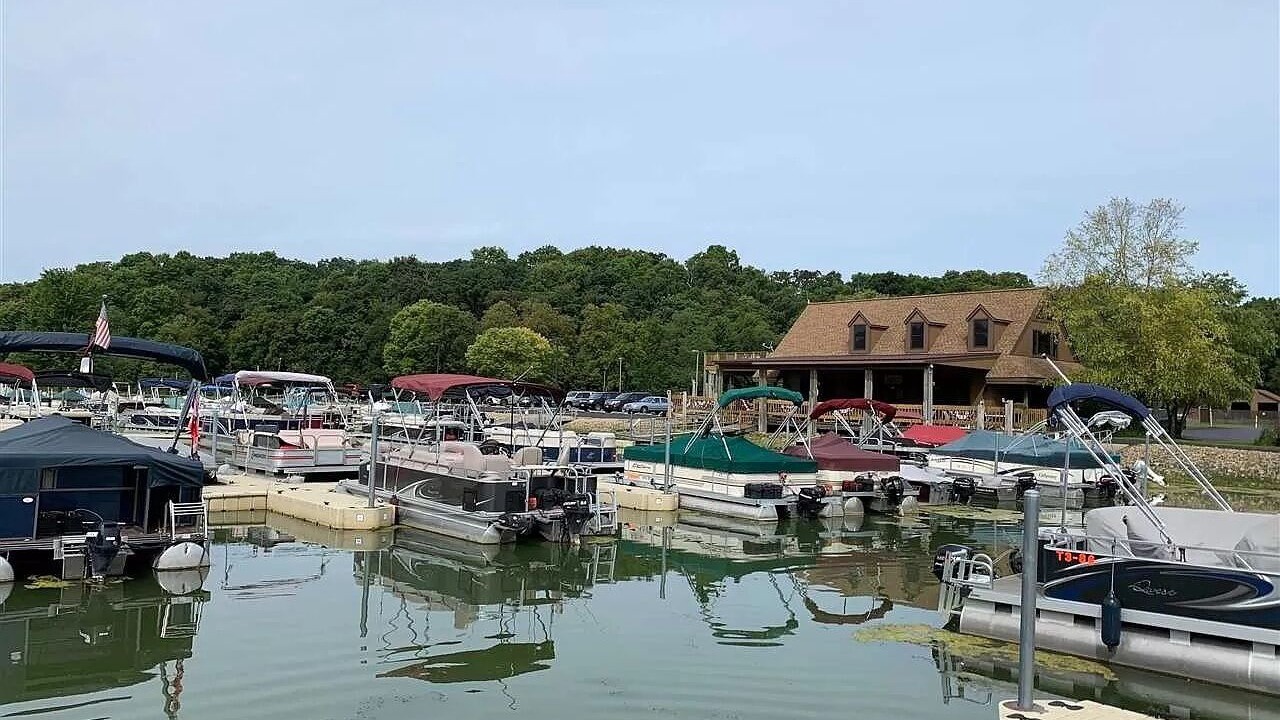 Photo of Others in Apple River