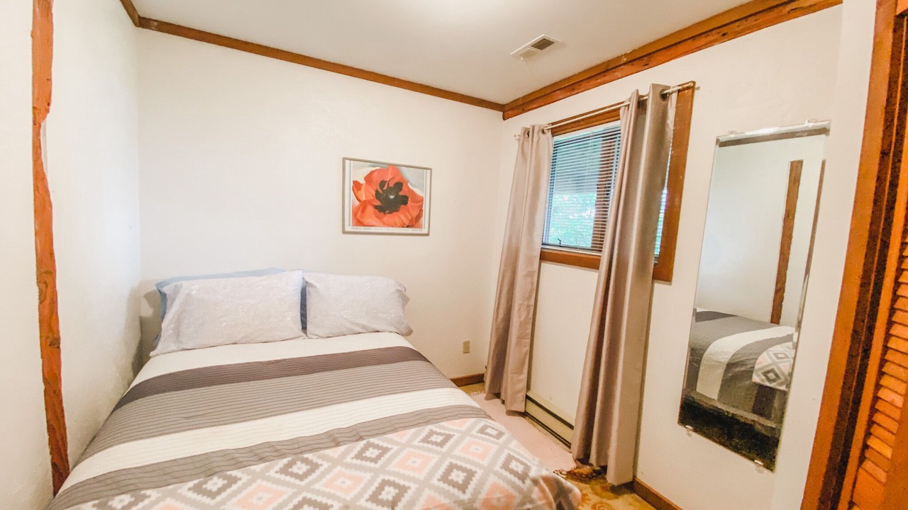 Photo of Bedroom in Elizabeth