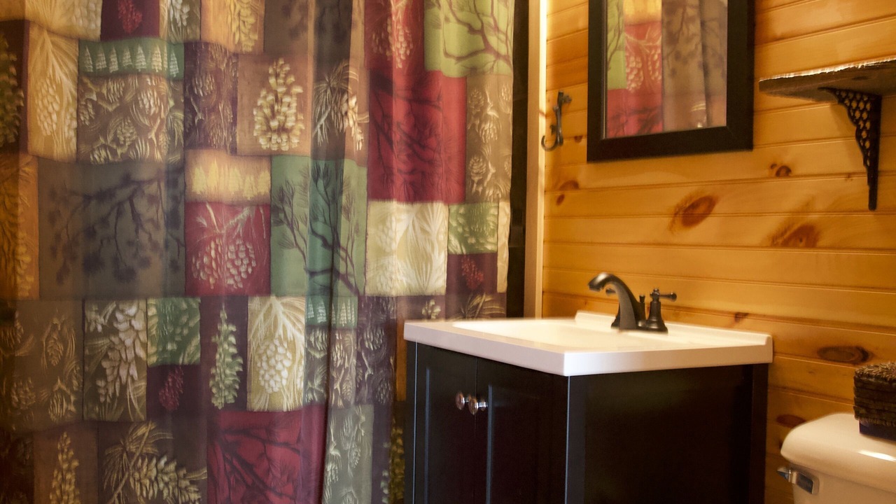 Photo of Bathroom in Loraine