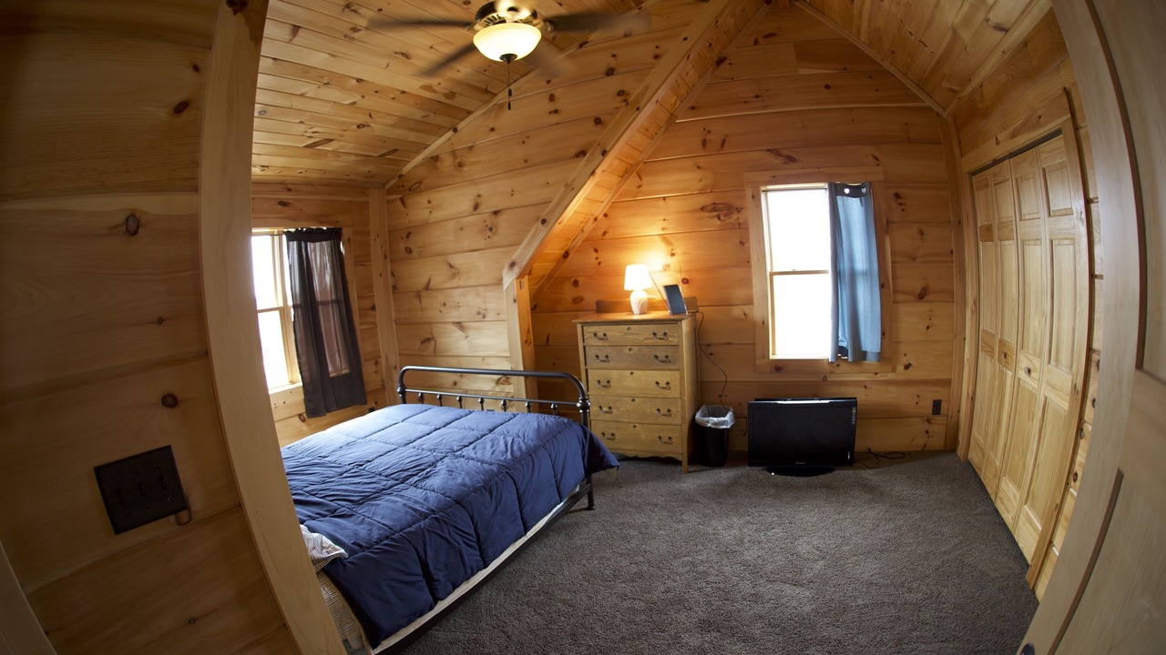 Photo of Bedroom in Loraine