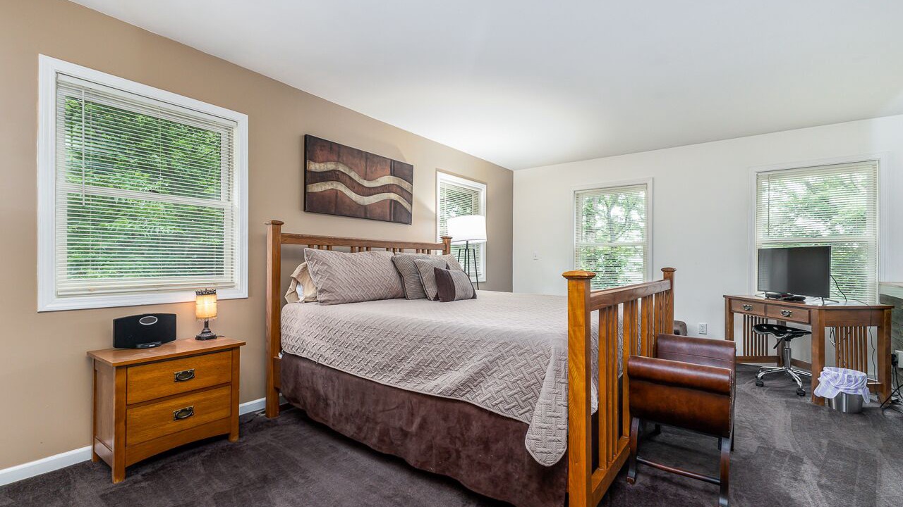 Photo of Bedroom in Galena