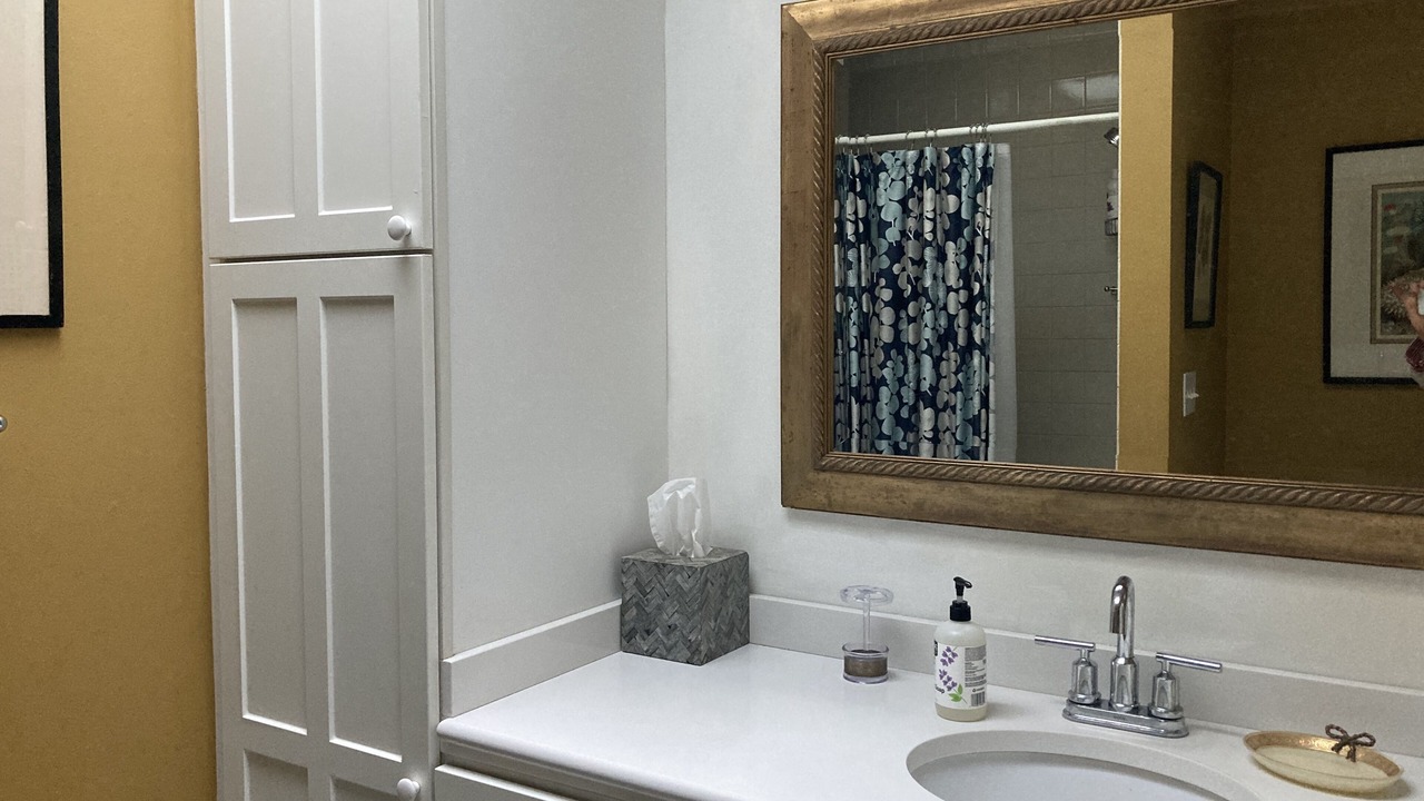 Photo of Bathroom in Elizabeth