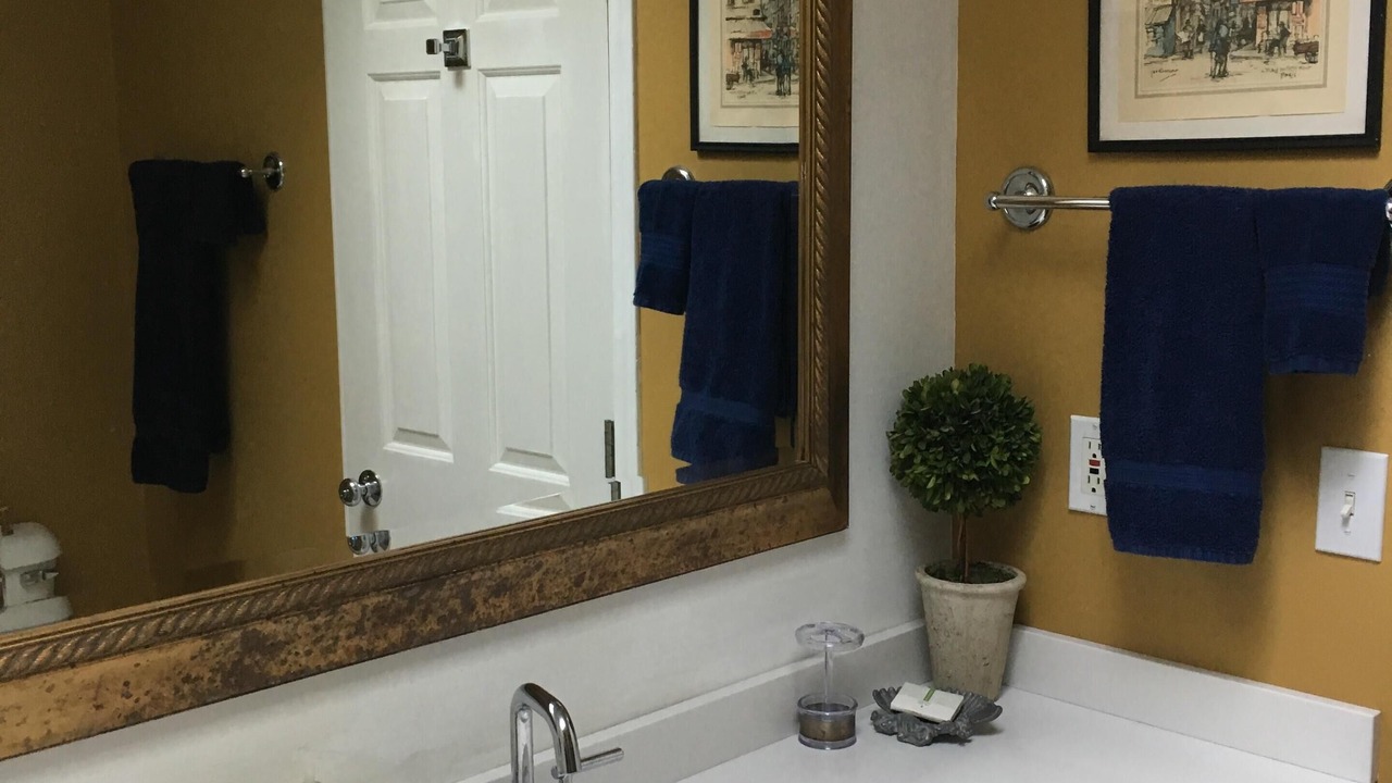 Photo of Bathroom in Elizabeth