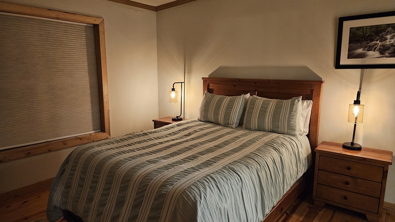 Photo of Bedroom in Alto Pass