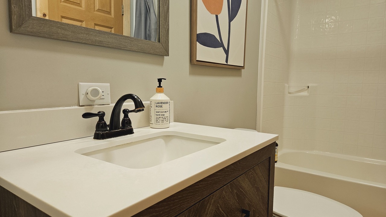 Photo of Bathroom in Alto Pass