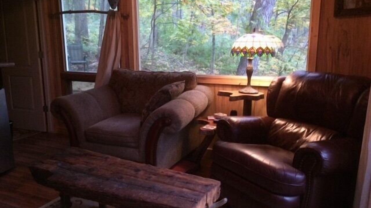Photo of Livingroom in Nauvoo