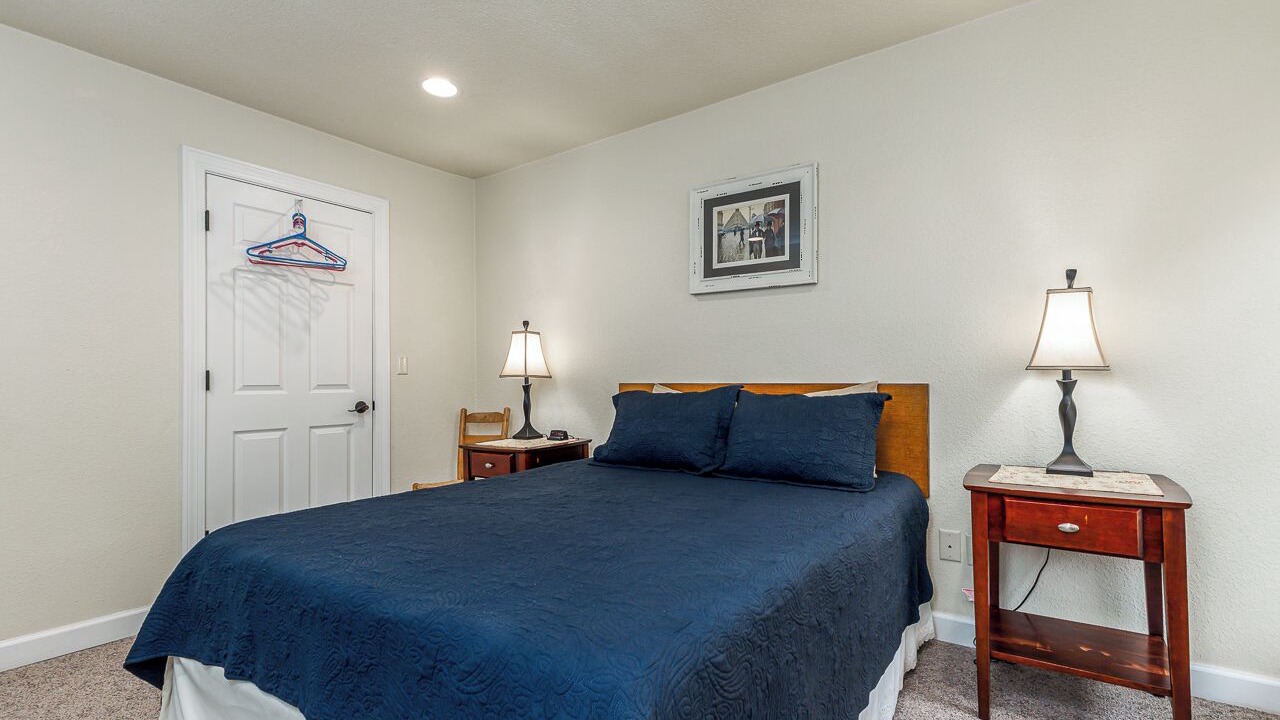 Photo of Bedroom in Galena