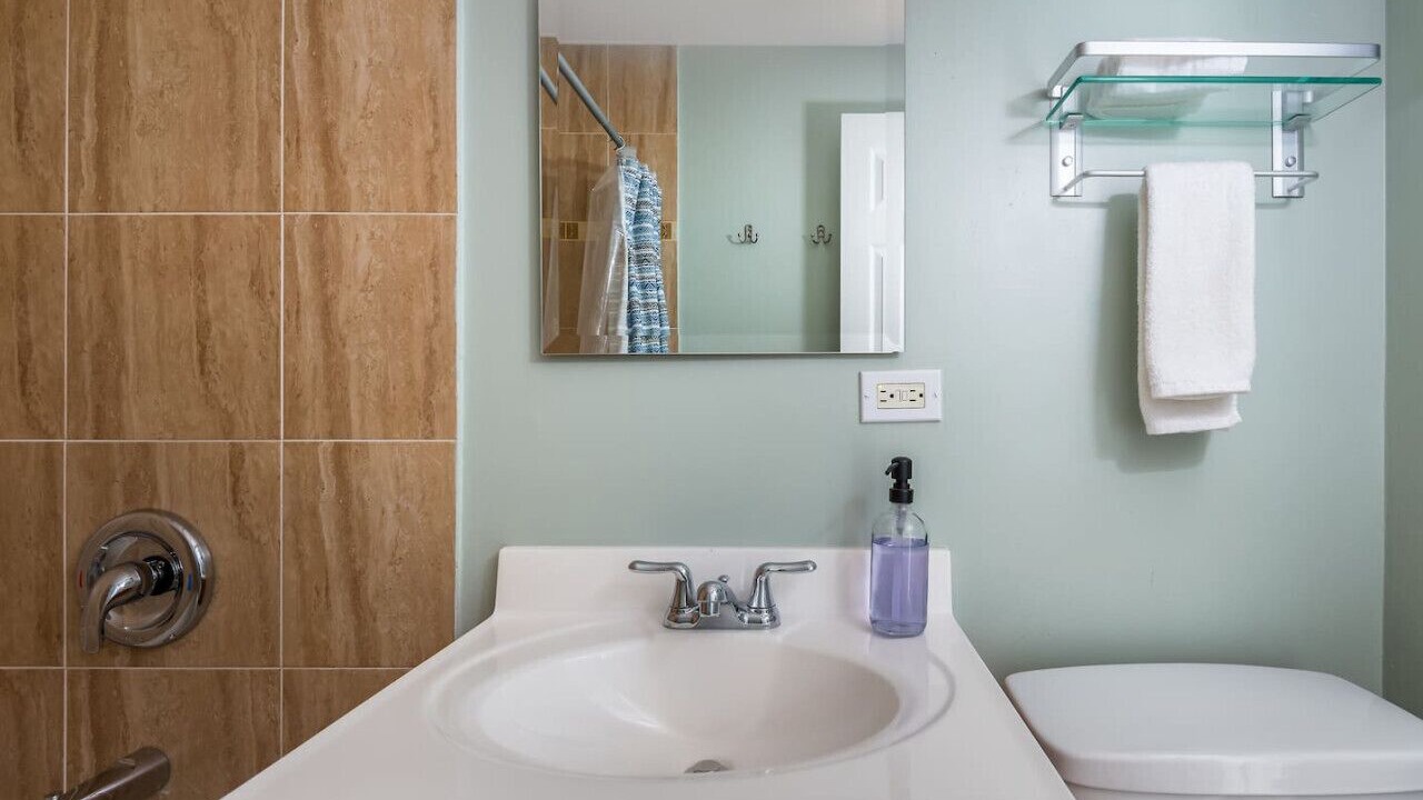 Photo of Bathroom in Uptown