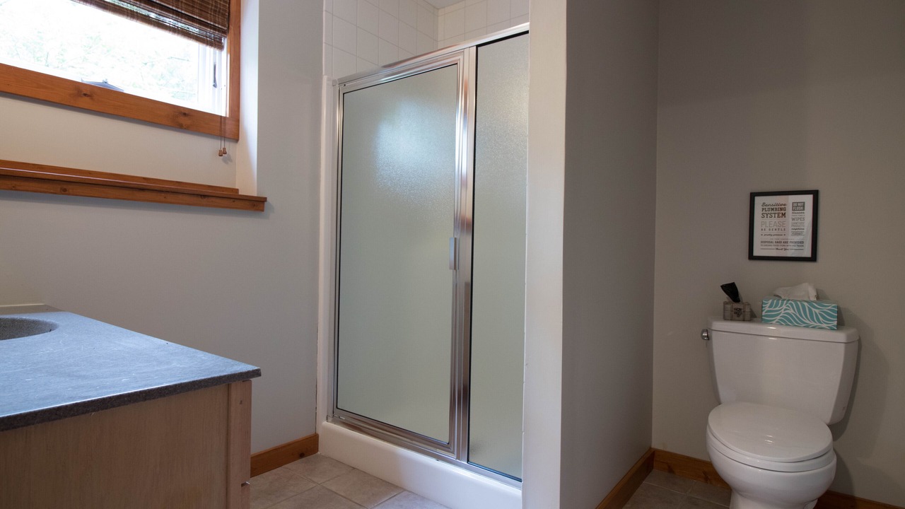 Photo of Bathroom in The Galena Territory