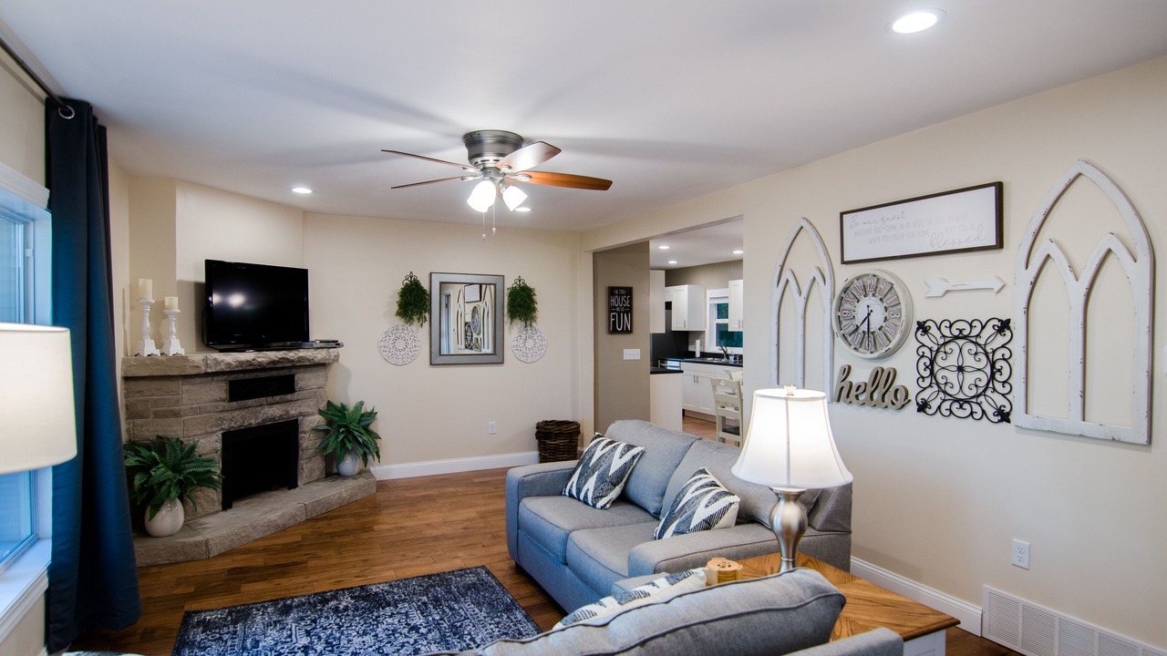 Photo of Livingroom in Quincy