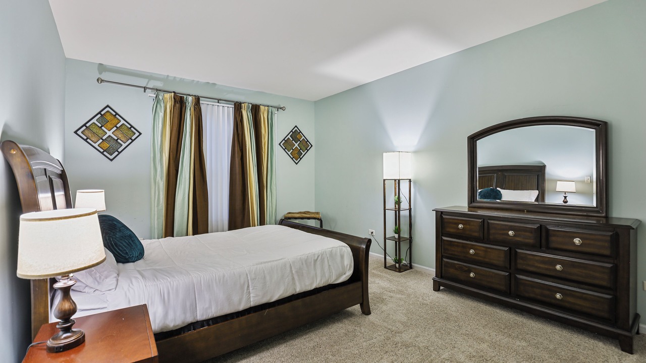 Photo of Bedroom in Carol Stream