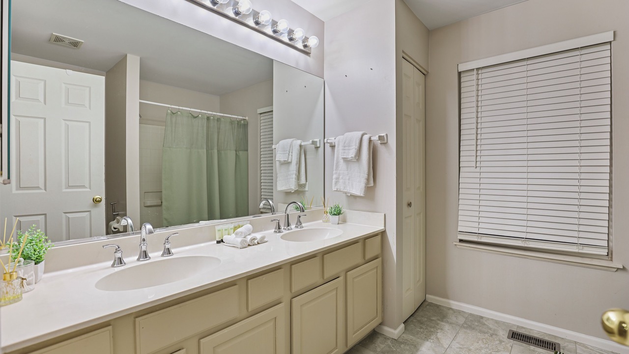 Photo of Bathroom in Carol Stream