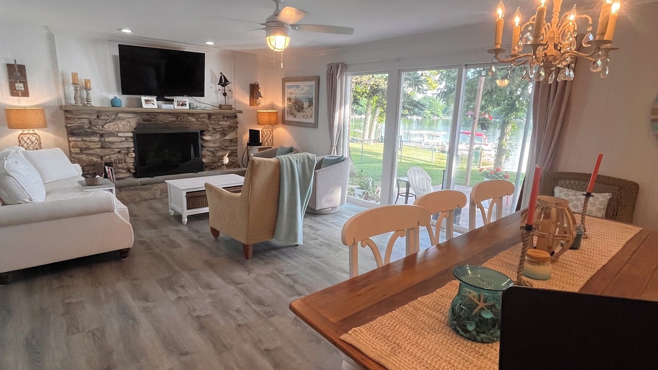 Photo of Livingroom in Lindenhurst