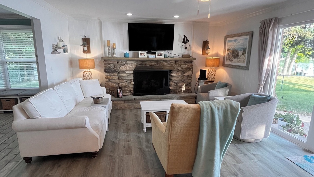 Photo of Livingroom in Lindenhurst