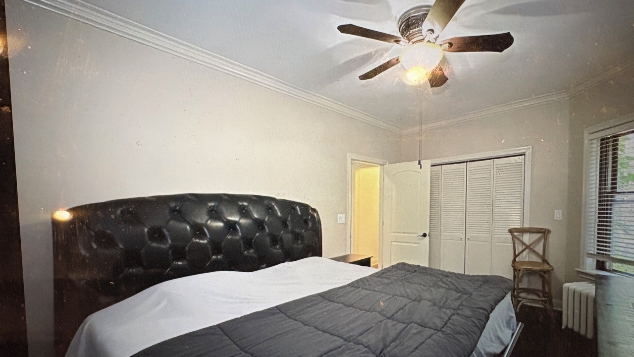 Photo of Bedroom in Rogers Park