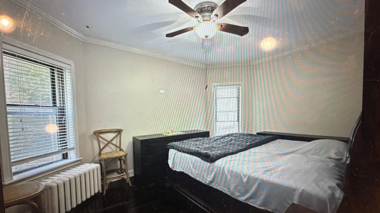 Photo of Bedroom in Rogers Park