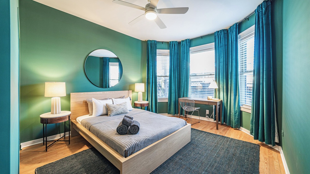 Photo of Bedroom in Wrigleyville
