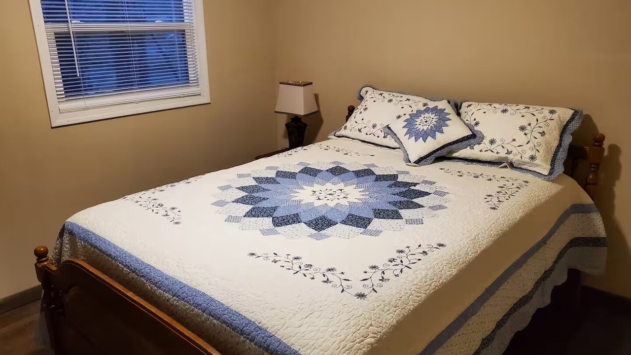 Photo of Bedroom in Ozark