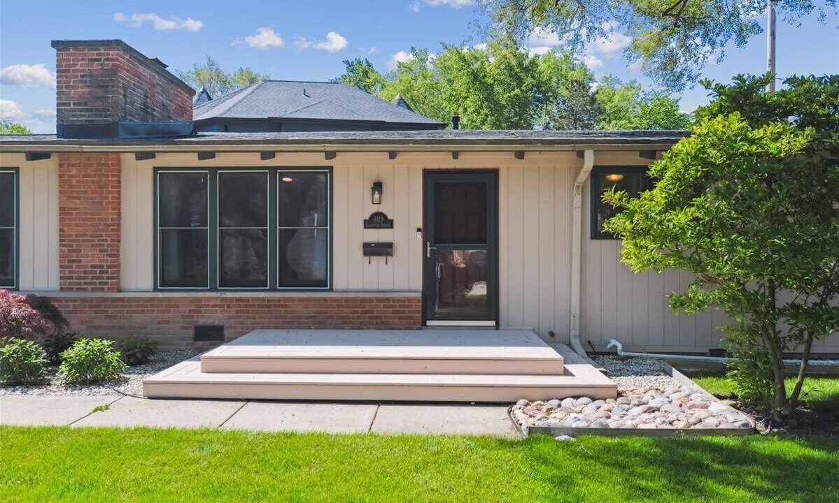 Photo of Outdoor in Deerfield