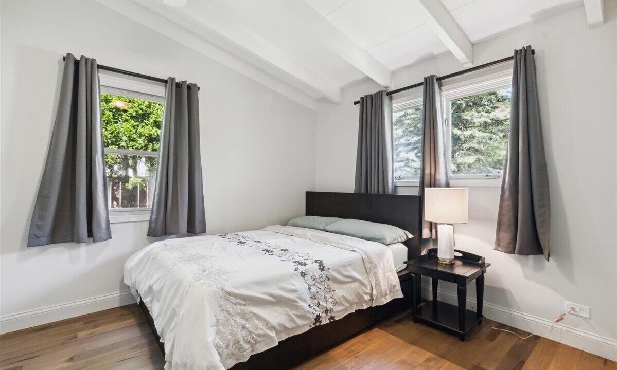 Photo of Bedroom in Deerfield