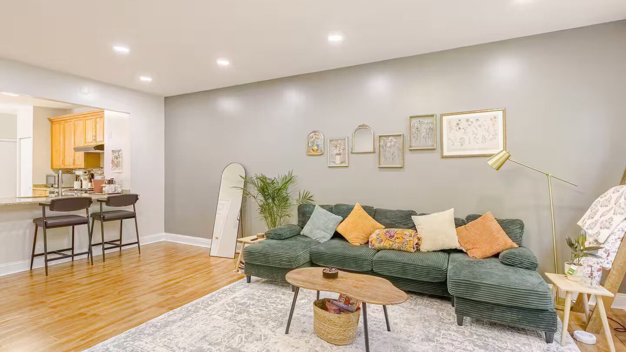 Photo of Livingroom in Bloomingdale
