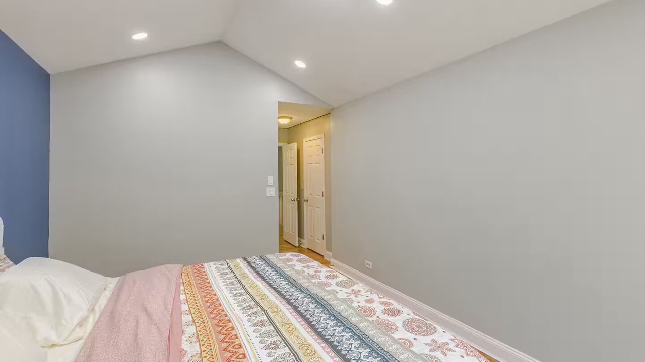 Photo of Bedroom in Bloomingdale