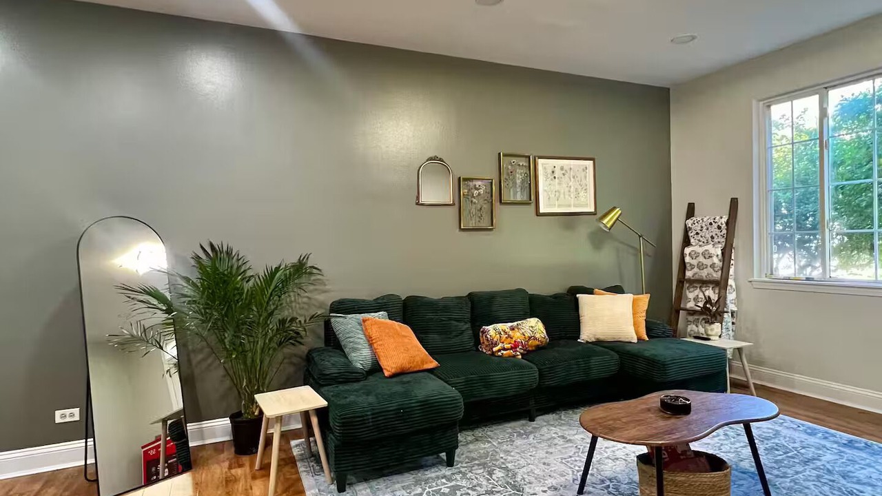 Photo of Livingroom in Bloomingdale