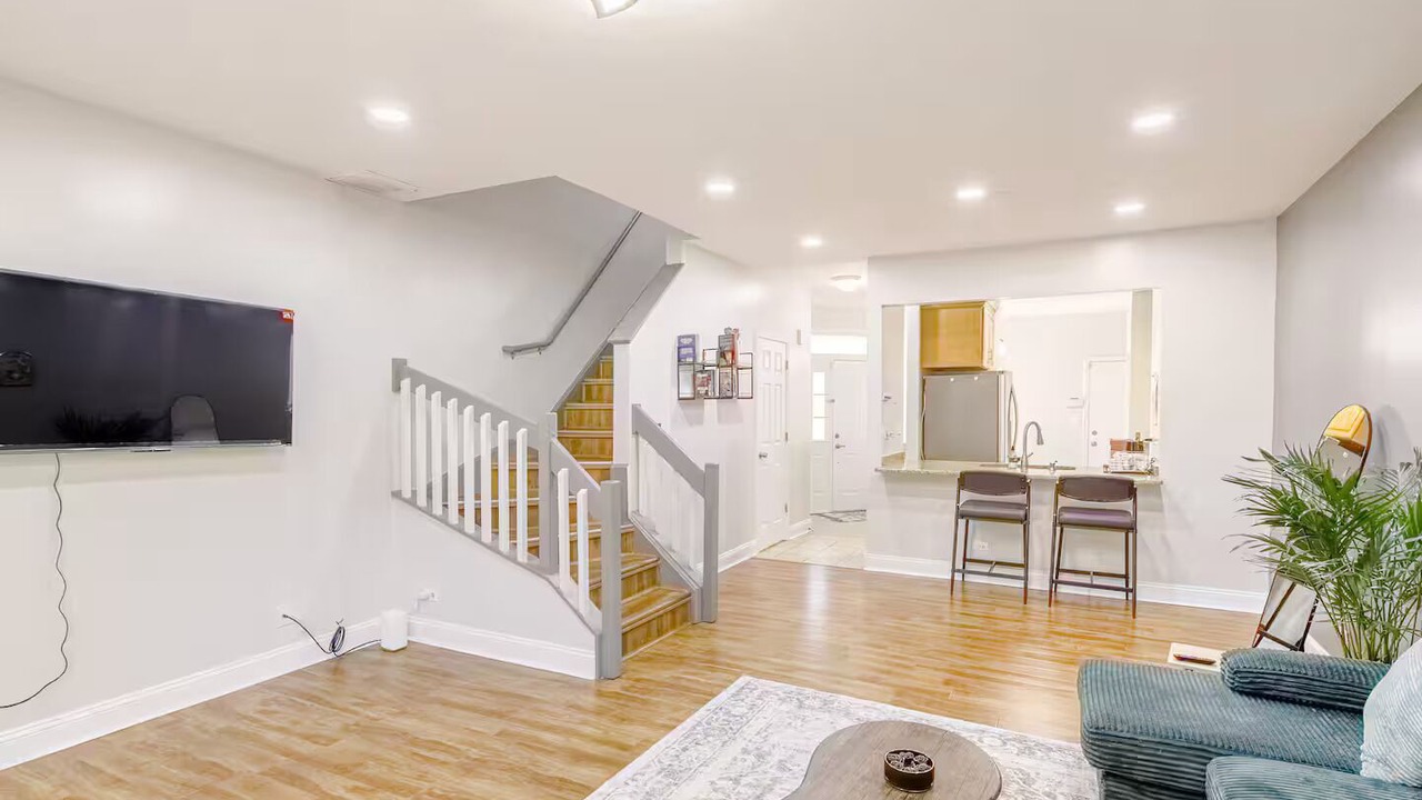 Photo of Livingroom in Bloomingdale