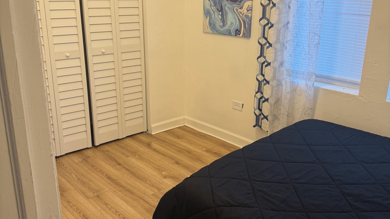 Photo of Bedroom in North Lawndale