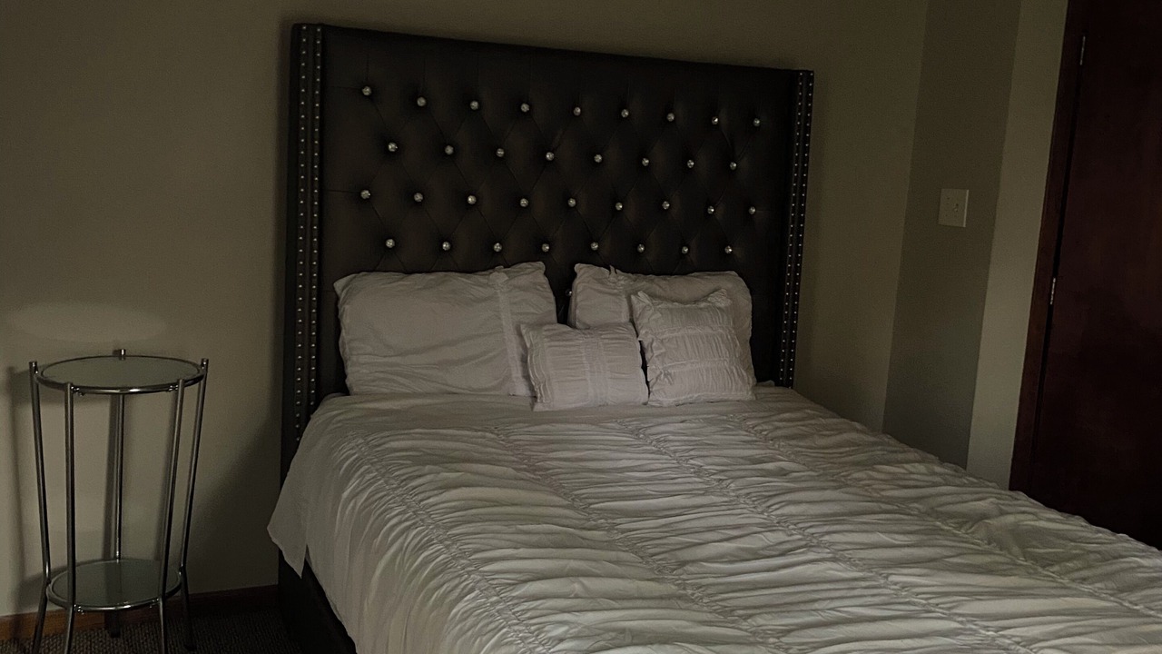 Photo of Bedroom in Lansing