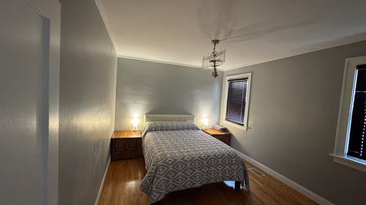 Photo of Bedroom in Chicago Lawn