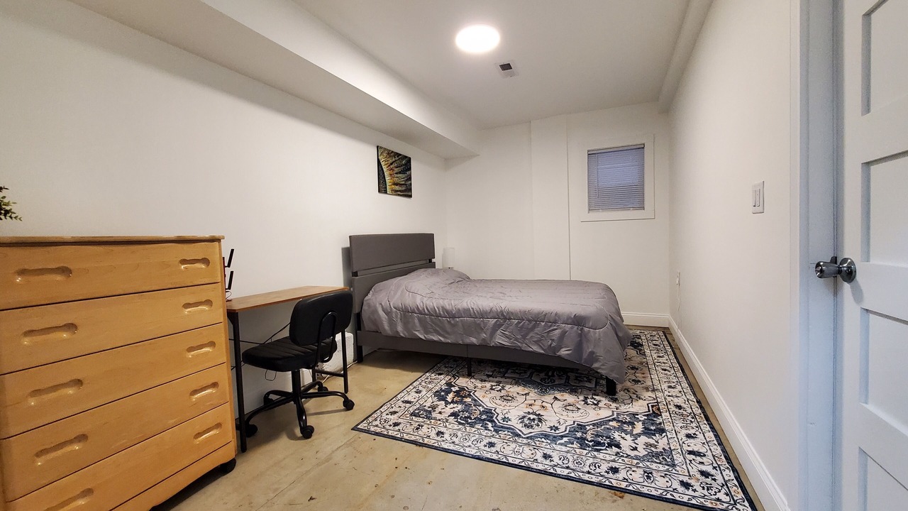Photo of Bedroom in Lower West Side