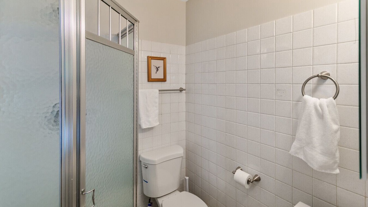 Photo of Bathroom in Waukegan