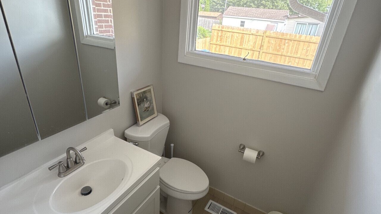 Photo of Bathroom in Waukegan