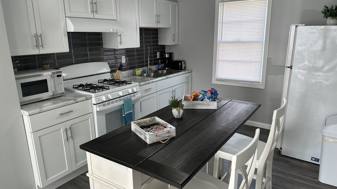 Photo of Kitchen in East Hazel Crest