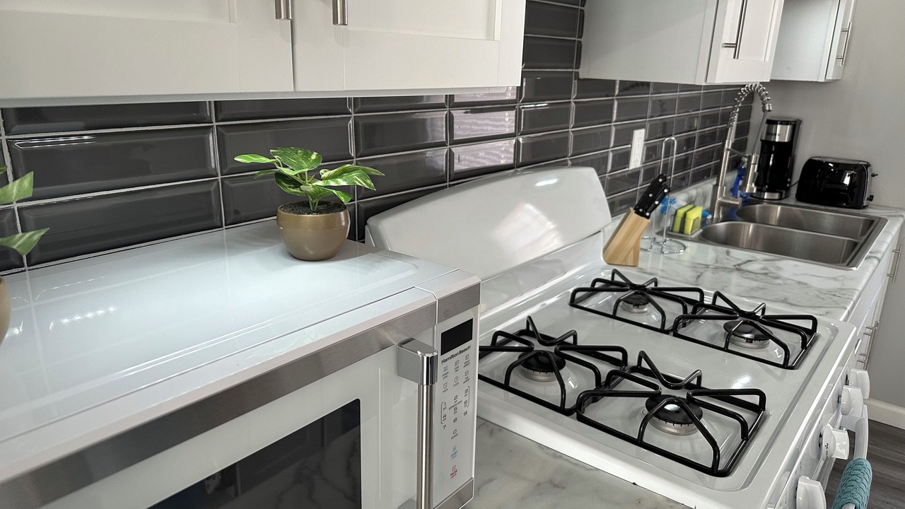 Photo of Kitchen in East Hazel Crest