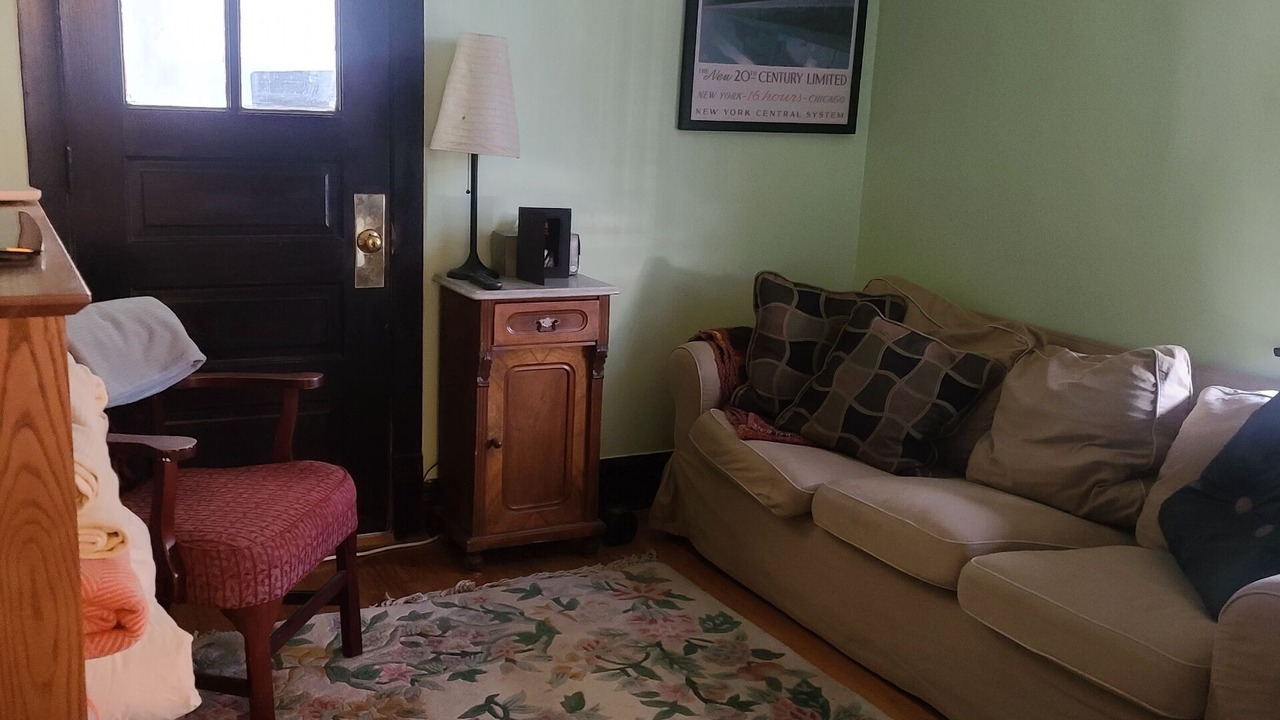 Photo of Livingroom in Woodlawn