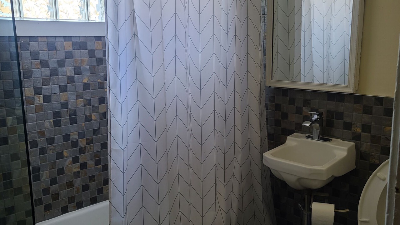 Photo of Bathroom in Woodlawn