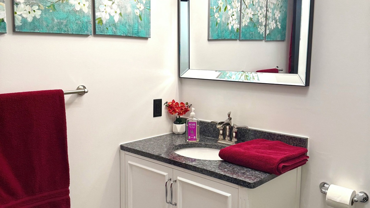 Photo of Bathroom in Yorkville
