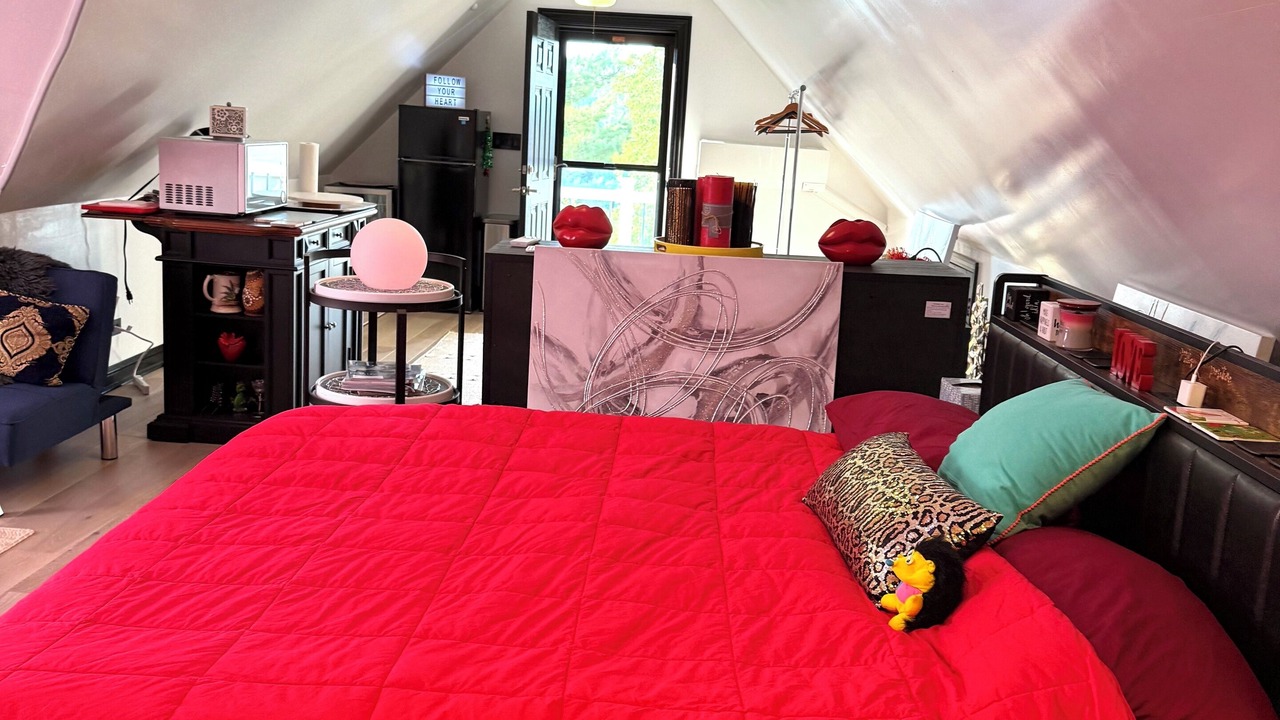Photo of Bedroom in Yorkville